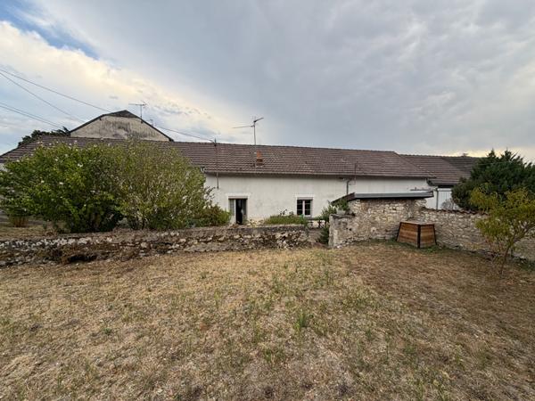 Maison 2 pièces à vendre Dangé Saint Romain - 86220 / Réf: 12056