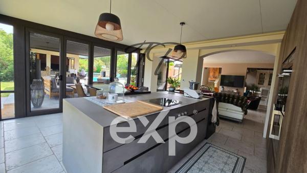 DOMAINE SUR 16000M²