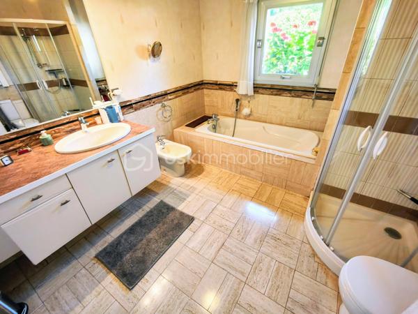 Maison de 180 m²