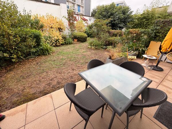 Appartement 2 pièces à vendre à Vannes – Port de Vannes, rez-de-jardin avec terrasse et jardin privatif