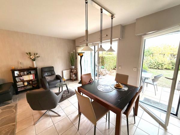 Appartement 2 pièces à vendre à Vannes – Port de Vannes, rez-de-jardin avec terrasse et jardin privatif