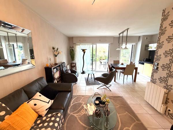 Appartement 2 pièces à vendre à Vannes – Port de Vannes, rez-de-jardin avec terrasse et jardin privatif