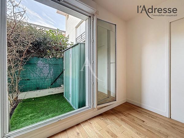 NANTERRE-PUTEAUX/ Avenue Félix Faure - Maison 4 pièces - 3 Extérieurs- 1 Parking