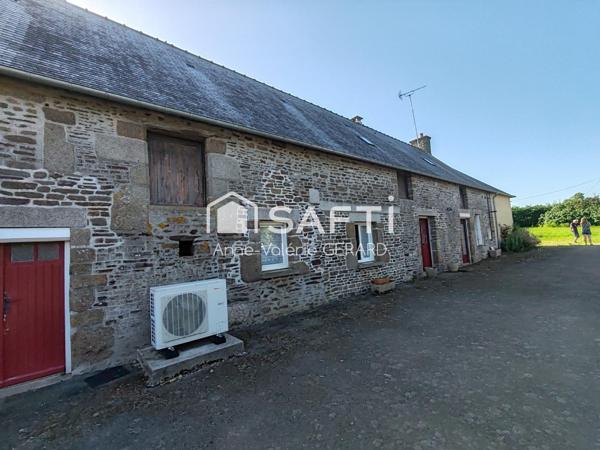 Maison de plain pied 101m² en pierre+dépendances