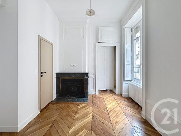Appartement F2 à vendre  2 pièces - 51,19 m 2   LYON  - 69002
