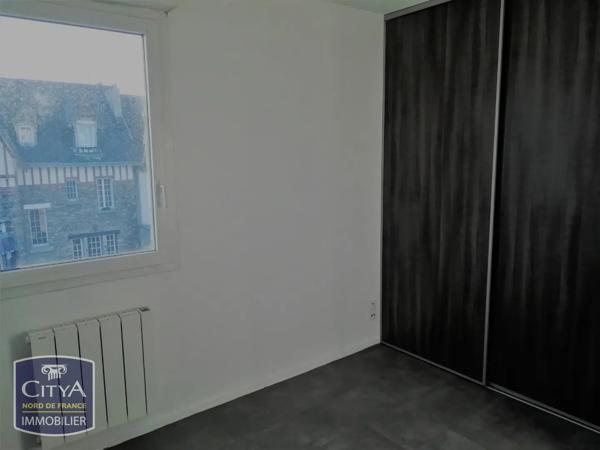 Appartement à louer 3 pièces 56.59m² Arras (62000)