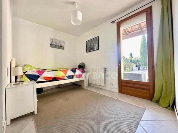 AIX EN PROVENCE - Lambesc - Maison de plein-pied 149m2