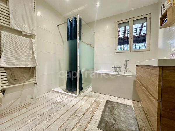 AIX EN PROVENCE - Lambesc - Maison de plein-pied 149m2