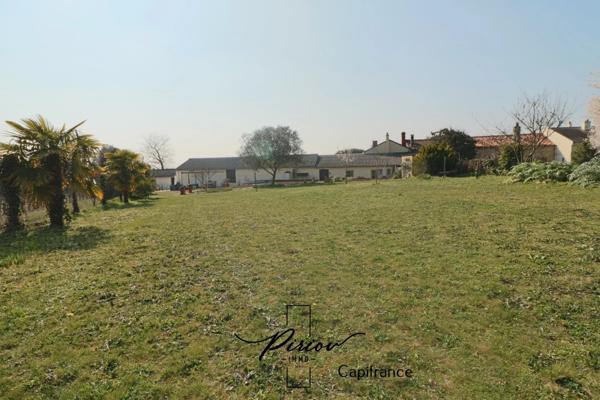 Maison de caractère - Ancien chai viticole