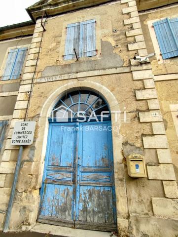 IMMEUBLE EN PIERRE DANS CENTRE VILLAGE
