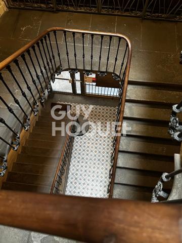 Appartement centre ville T 3 cour commune