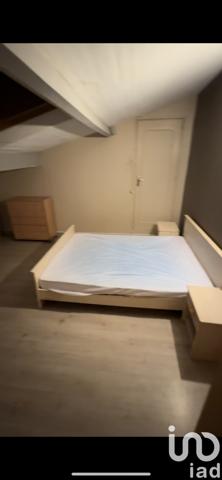 Building for sale 238 m² La Couronne