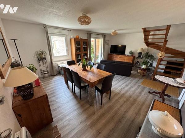 REISDENCE AVEC PISCINE, APPARTEMENT DUPLEX 3 CHAMBRES AVEC GARAGE ET PARKING