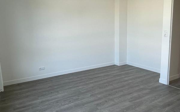 Maison à louer    5 pièces • 120,09 m2 Fauville-en-Caux