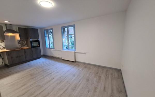 Appartement à louer    3 pièces •  Bar-le-Duc