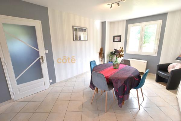 Vente
                Maison121 m² - 6 Pièces -
                    GUIPAVAS (29490)