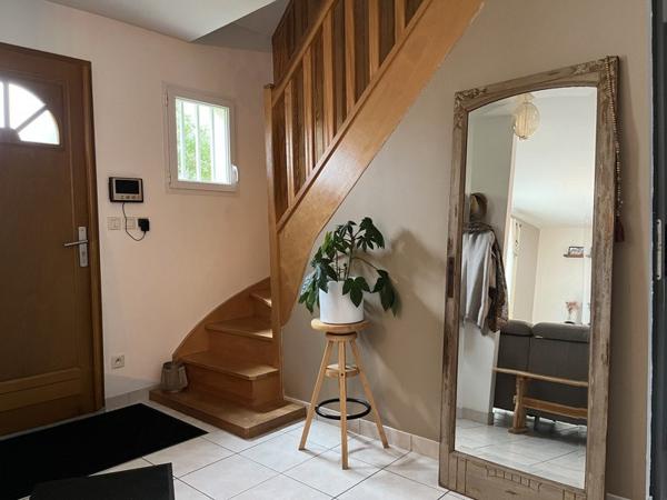 Maison à louer |  Baye |  4 pièces | 98 m²