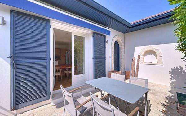 Maison à vendre    6 pièces •  Bayonne