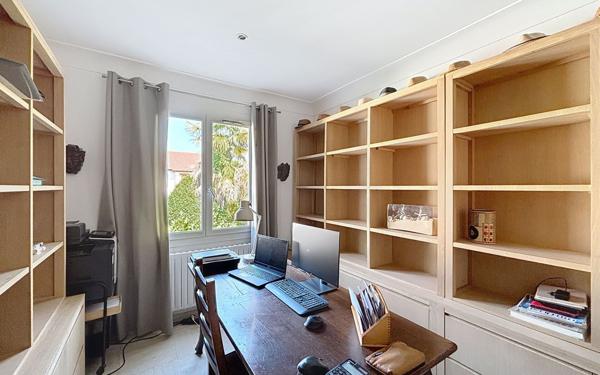 Maison à vendre    6 pièces •  Bayonne