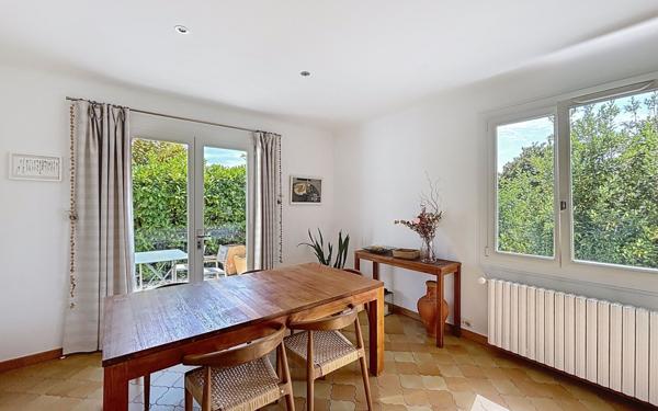 Maison à vendre    6 pièces •  Bayonne