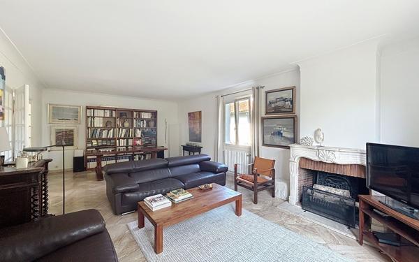 Maison à vendre    6 pièces •  Bayonne