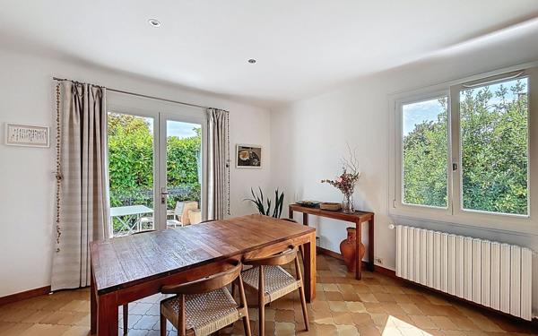 Maison à vendre    6 pièces •  Bayonne