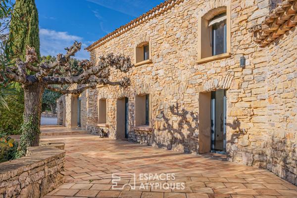 Ancienne bergerie en pierre rénovée, piscine d’exception