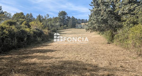 À vendre Terrain 3158 m² - Pierrevert 04860