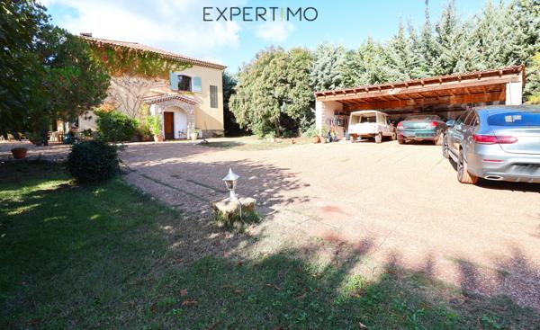 Cuers (83390) maison 6 pièces 272 m2