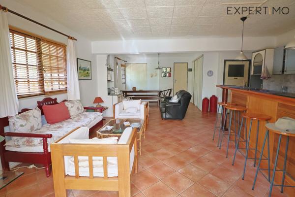 Cuers (83390) maison 6 pièces 272 m2