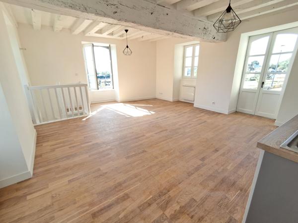 Appartement
                                                                                                                                                                                                                                                                                                                        3 pièce(s)                                                                                                                                                                                                          2 chambre(s)                                                                                                                                                                                                          80  m²