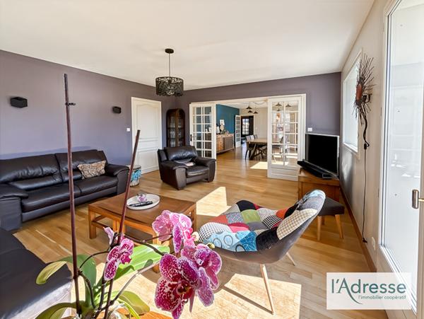 Ensemble immobilier de charme au coeur de Pont Saint Pierre