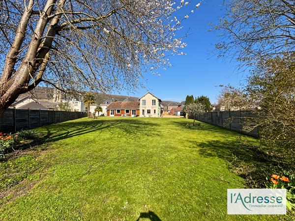 Ensemble immobilier de charme au coeur de Pont Saint Pierre
