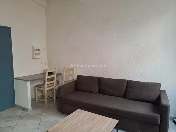 Location Appartement 1 pièces 20 m2 à Salernes