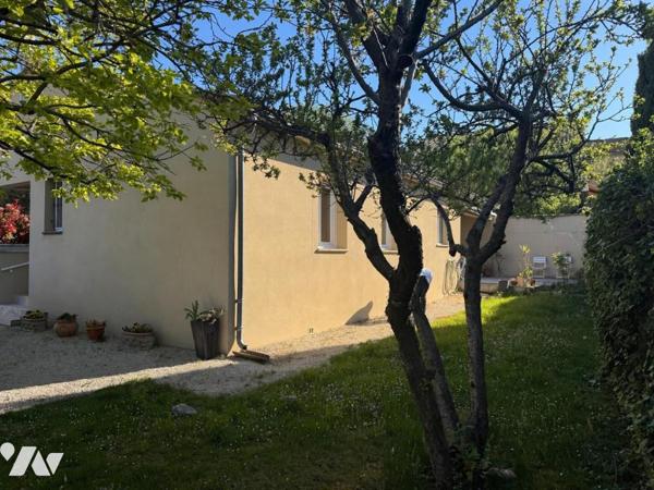 Maison de plain-pied récente avec garage et climatisation – Sarrians