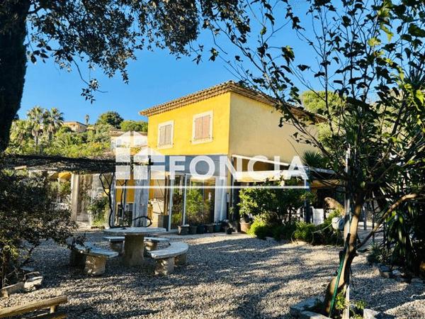À vendre Maison 6 pièces 179 m² - Sainte-maxime 83120
