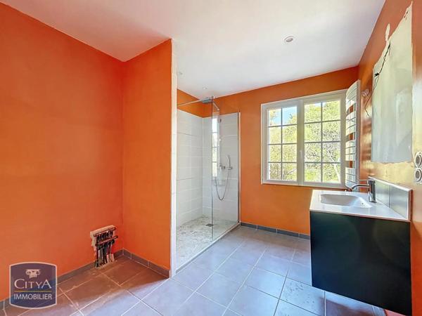 Maison à vendre 5 pièces 210m²