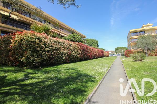 Appartement à vendre 3 pièces 67,97 m² Antibes