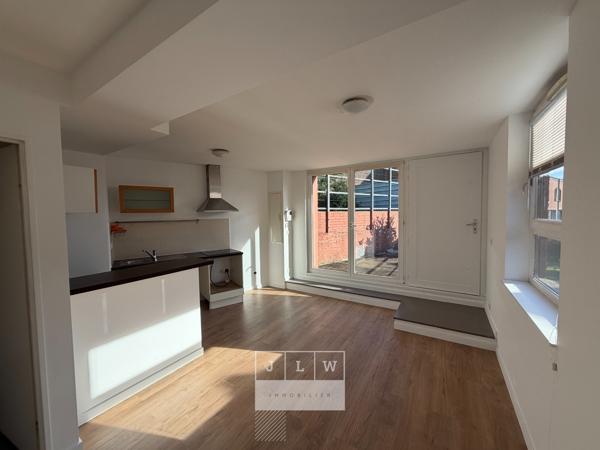 AJLQ-JM63 - Lille T2 NON MEUBLE - 39 M2