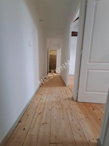 A VENDRE - LOCAL COMMERCIAL - PONTOISE