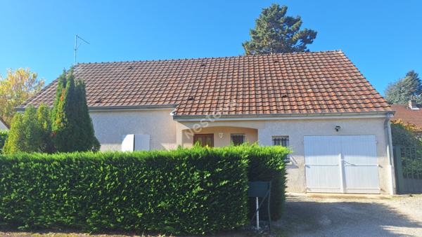 Maison à vendre à Crissey - 5 pièces, 3 chambres, jardin, garage, combles aménageables.