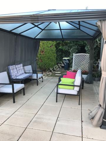 Maison à vendre à Crissey - 5 pièces, 3 chambres, jardin, garage, combles aménageables.