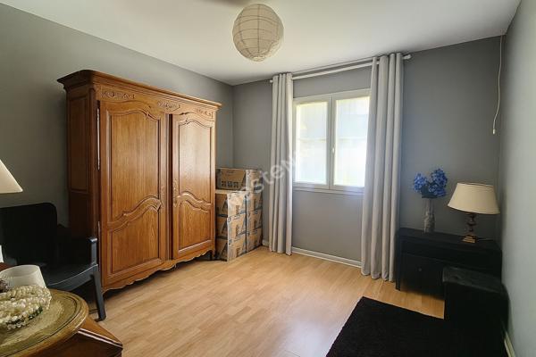 Maison à vendre à Crissey - 5 pièces, 3 chambres, jardin, garage, combles aménageables.