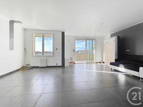 Appartement F4 à vendre  4 pièces - 72,95 m2 FREJUS - 83