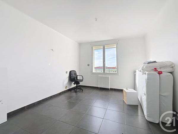Appartement F4 à vendre  4 pièces - 72,95 m2 FREJUS - 83