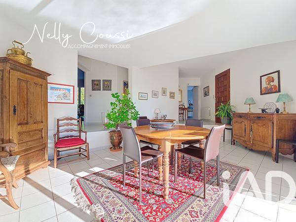 Maison à vendre 5 pièces 133 m² Saint-Aunès