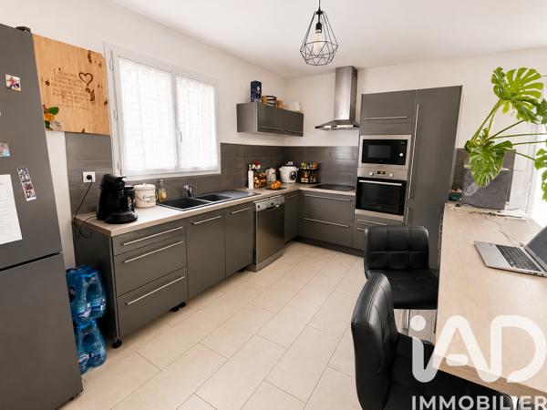 Maison à vendre 4 pièces 80,18 m² Cuxac-d'Aude