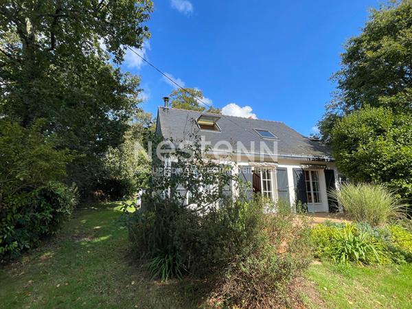Charmante Maison à Vendre à Saint Nolff - Un Havre de Paix en Campagne !