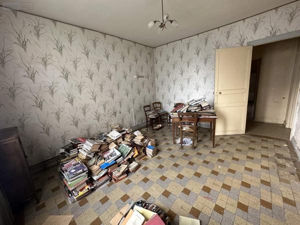 Maison à vendre à Vernantes dans le Maine-et-Loire (49390), ref : 49046/735