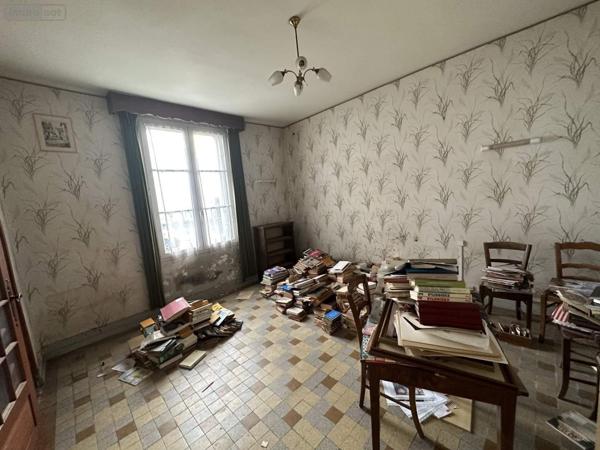 Maison à vendre à Vernantes dans le Maine-et-Loire (49390), ref : 49046/735